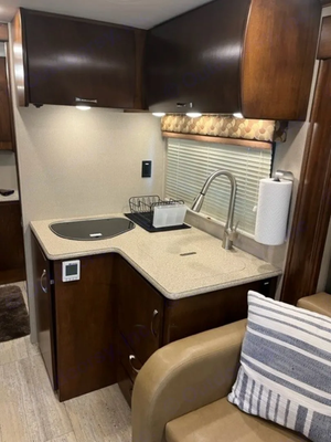 2017 Renegade Villagio 25MBS